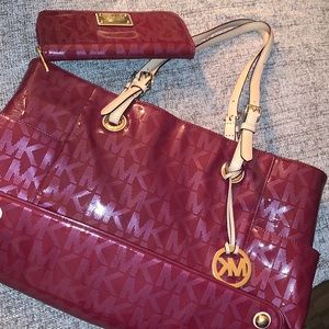 Michael Kors Tote bag with wallet mint condition